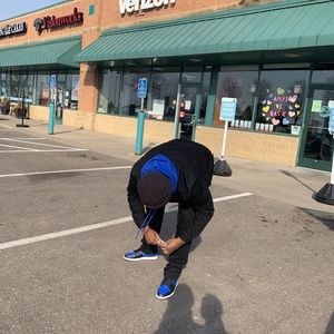 Meet your Posher, Lorinza